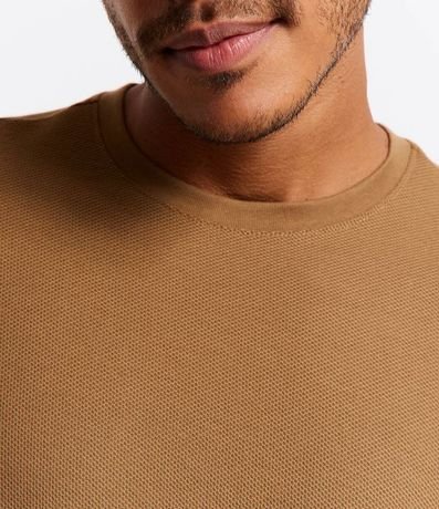 Remera Manga Corta en Algodón Peruano con Textura 3