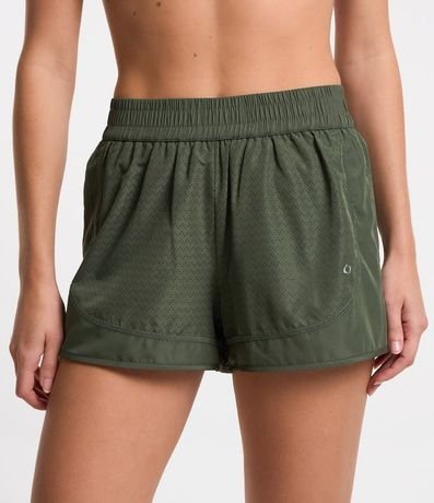 Bermuda Runner Deportiva en Microfibra Ligera con Textura de Agueros 2