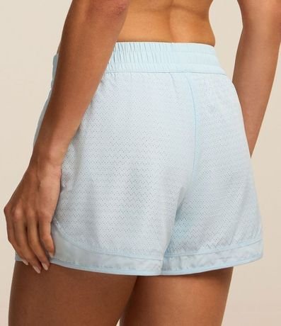 Bermuda Runner Deportiva en Microfibra Ligera con Textura de Agueros 3
