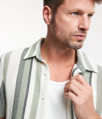 Camisa en Algodón Texturizada con Estampa Rayas 6
