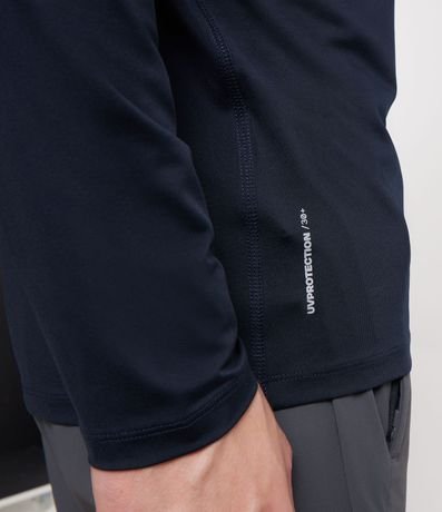 Remera Deportiva Dry Fit con Costura en la Sisa 6