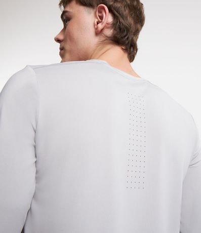 Remera Deportiva Dry Fit con Costura en la Sisa 5