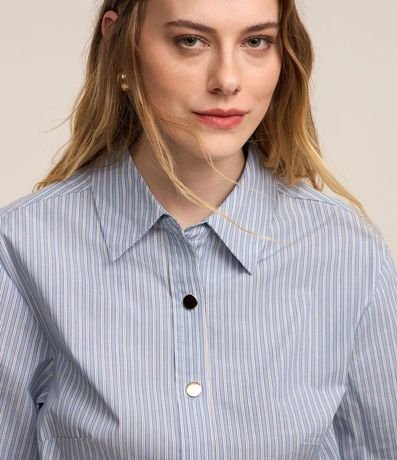 Vestido Chemise en Tricolina con Abotonado Delantero y Estampa a Rayas 3