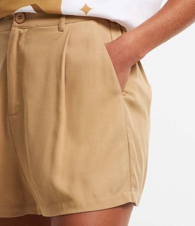 Short Holgado en Viscosa Texturizda 4