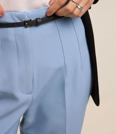 Pantalón Carrot en Sastrería con Cinturón en Pu 4
