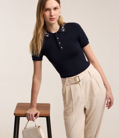 Pantalón Carrot en Airflow con Cinturón Hebilla y Pliegues 5