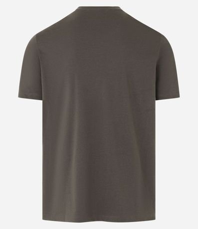 Remera Slim en Algodón Peruano con Cuello V 5