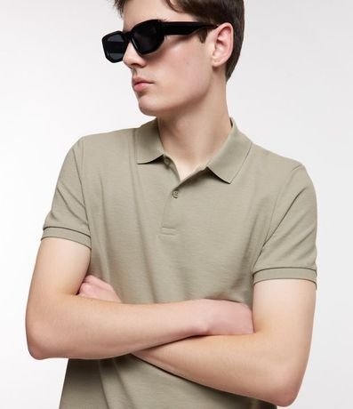 Polo Slim en Media Malla con Botones y Textura Acanalada 4