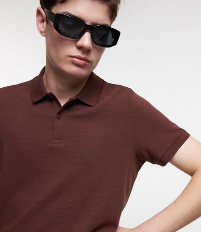 Polo Slim en Media Malla con Botones y Textura Acanalada 4