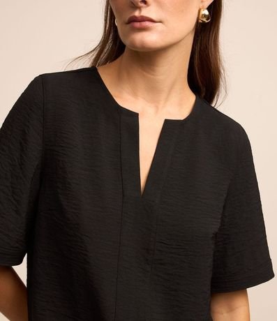 Blusa con Efecto Airflow con Escote en V Despuntado 4