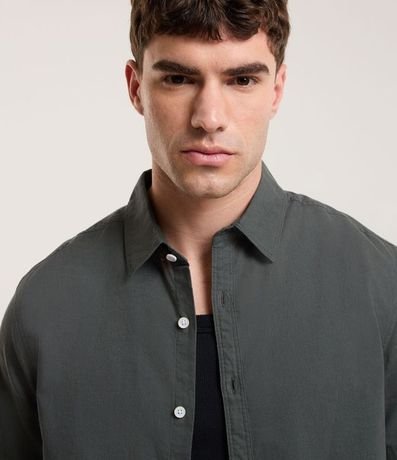 Camisa Comfort Básica en Lino con Manga Corta 4