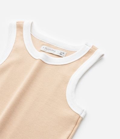 Musculosa Cropped Acanalada Infantil con Bies Contrastante - Talle 5 a 14 años 4