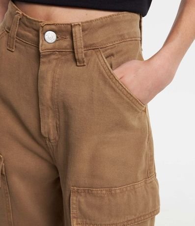 Pantalón Wide Leg Cintura Alta en Sarga con Bolsillos Cargo 4