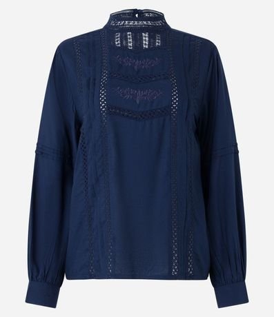 Blusa Bata en Viscosa con Detalles Delanteros 6