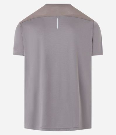 Remera Deportiva con Recortes Laterales y Manga Corta 7