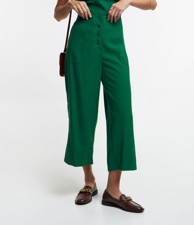 Pantalón Pantacourt en Viscosa con Botones Delanteros 2