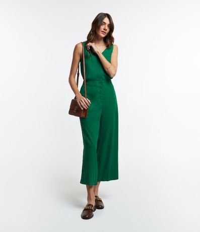 Pantalón Pantacourt en Viscosa con Botones Delanteros 3