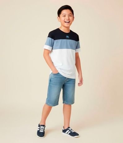 Remera Infantil con Estampa California y Recortes Texturizados - Talle 5 a 14 años