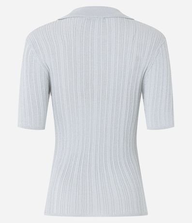 Blusa en Viscosa Texturizada con Hilo Metalizado y Cuello Polo 7