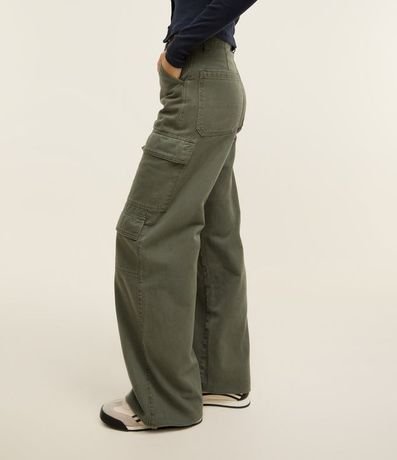 Pantalón Wide Leg Cintura Alta en Sarga con Bolsillos Cargo