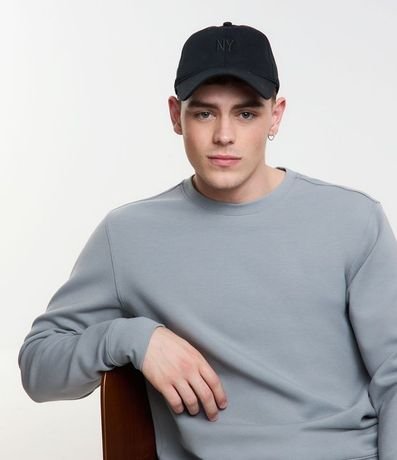 Gorra Ala Curva en Sarga con Bordado NY 6