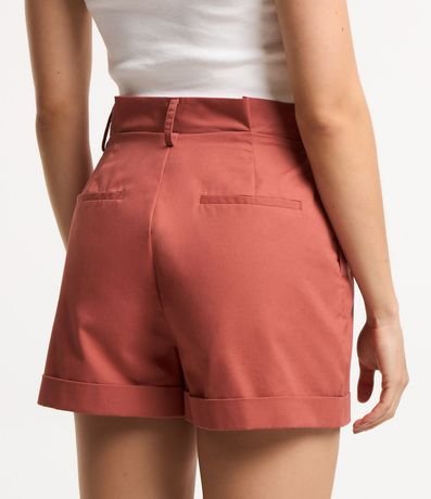 Short Corto en Tricolina con Pliegues y Bajo Plegado 3