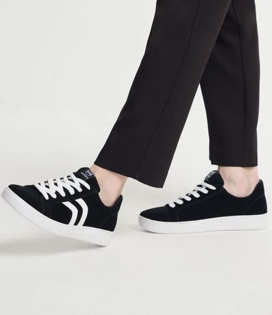 Championes Texturizados con Recortes Contrastantes Via Marte 6