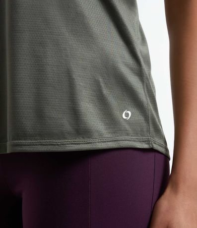 Musculosa Deportiva en Microfibra con Breteles Finos 5