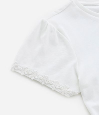 Blusa Infantil con Detalle de Bolsillo y Mangas Bordadas - Talle 5 a 14 años 4