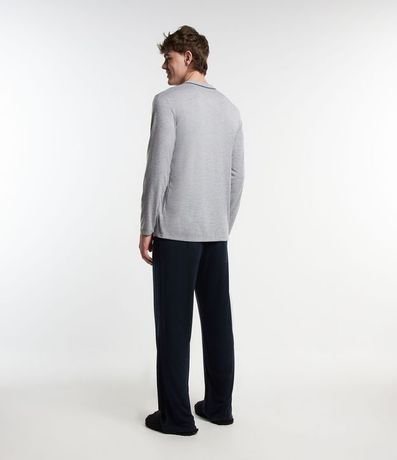 Pijama Largo en Media Malla con Contraste en la Vista 2