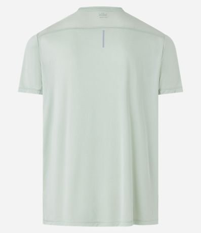 Remera Deportiva con Tecnología Dry e Detalles Reflectantes 9