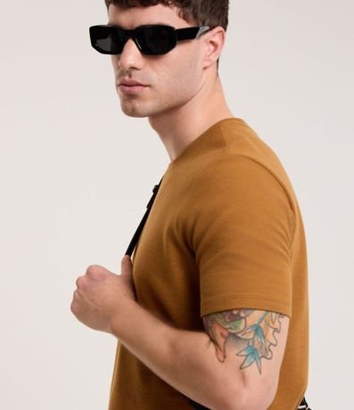 Remera Slim en Algodón con Textura Acanalada 3