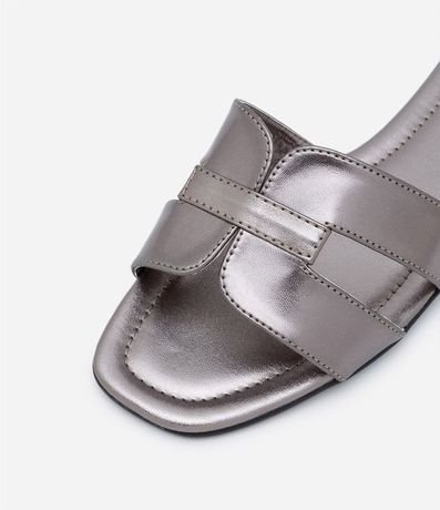 Sandalia Plana con Tiras en H 4