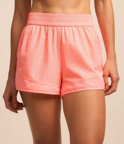 Bermuda Runner Deportiva en Microfibra Ligera con Textura de Agueros 2