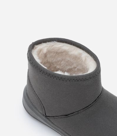 Bota Infantil en PU con Pelitos Internos - Talle 20 al 28 4