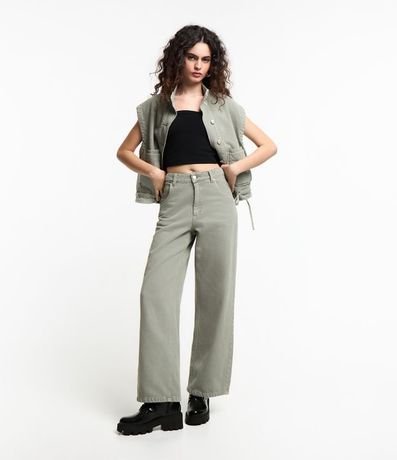 Pantalón Wide Leg en Sarga Texturizada con Bolsillos