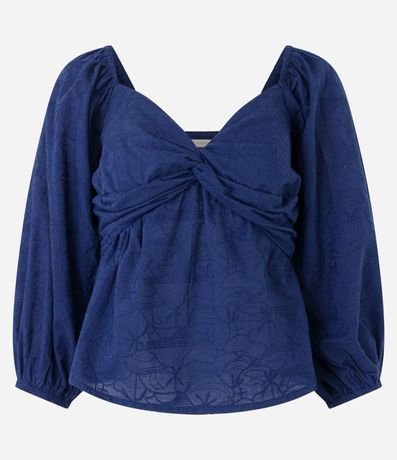 Blusa en Tricolina Bordada y Escote Torcido 6