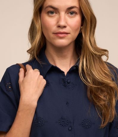 Vestido Corto en Laise con Lazo y Bajo Bordado 4