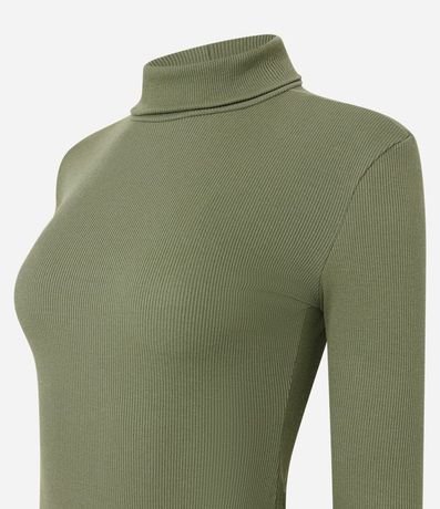 Vestido Recto en Rib con Bajo Redondeado y Cuello Alto 7