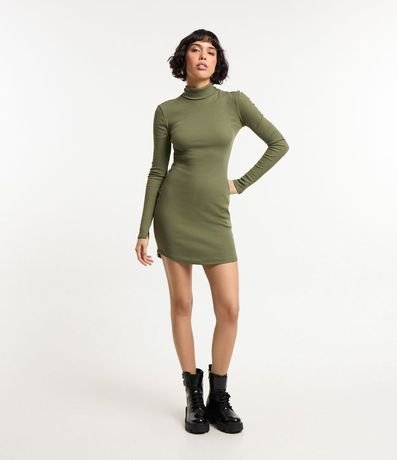 Vestido Recto en Rib con Bajo Redondeado y Cuello Alto 2