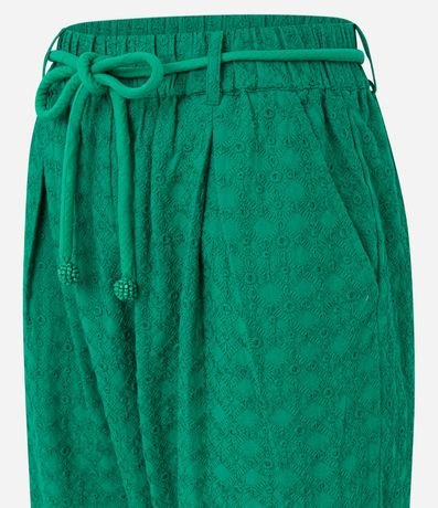 Pantalón Carrot en Laise con Cinturón y Detalle de Abalorios 6