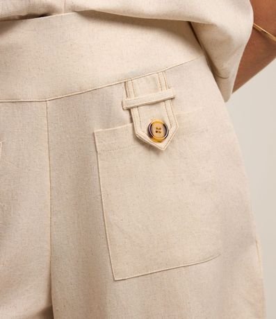 Short en Viscolino con Cintura Sastrería y Botones Matizados 4