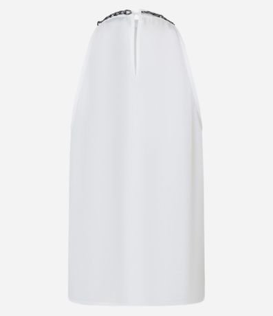 Blusa sin Manga en Crepé con Cadena en el Cuello 7