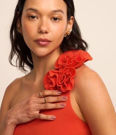 Blusa en Viscosa con Aplicación de Flor en el Hombro 6