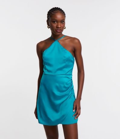 Vestido Corto Satinado con Escote Halter y Pollera Traspasada 2