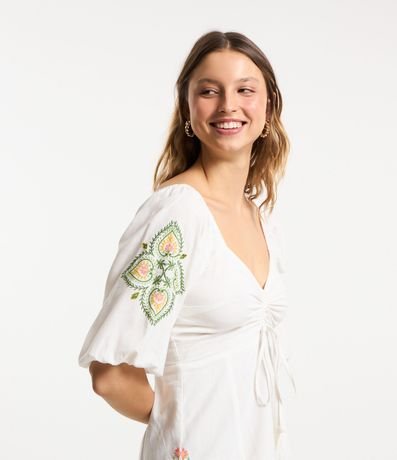 Vestido Corta en Viscosa y Lino con Bordado Floral 4