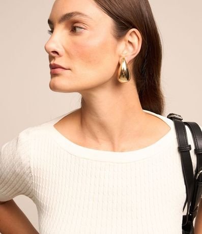 Blusa en Viscosa con Recorte Oval en la Espalda y Textura Acanalada 3