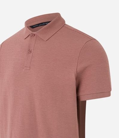 Polo Slim en Media Malla con Botones y Textura Acanalada 9