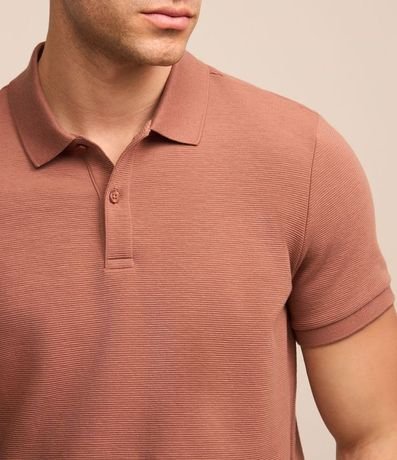 Polo Slim en Media Malla con Botones y Textura Acanalada 5