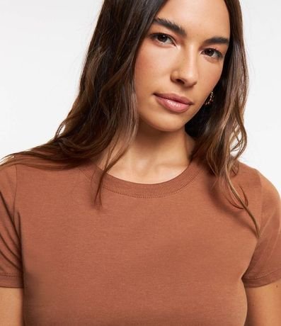 Remera Básica en Media Malla 4